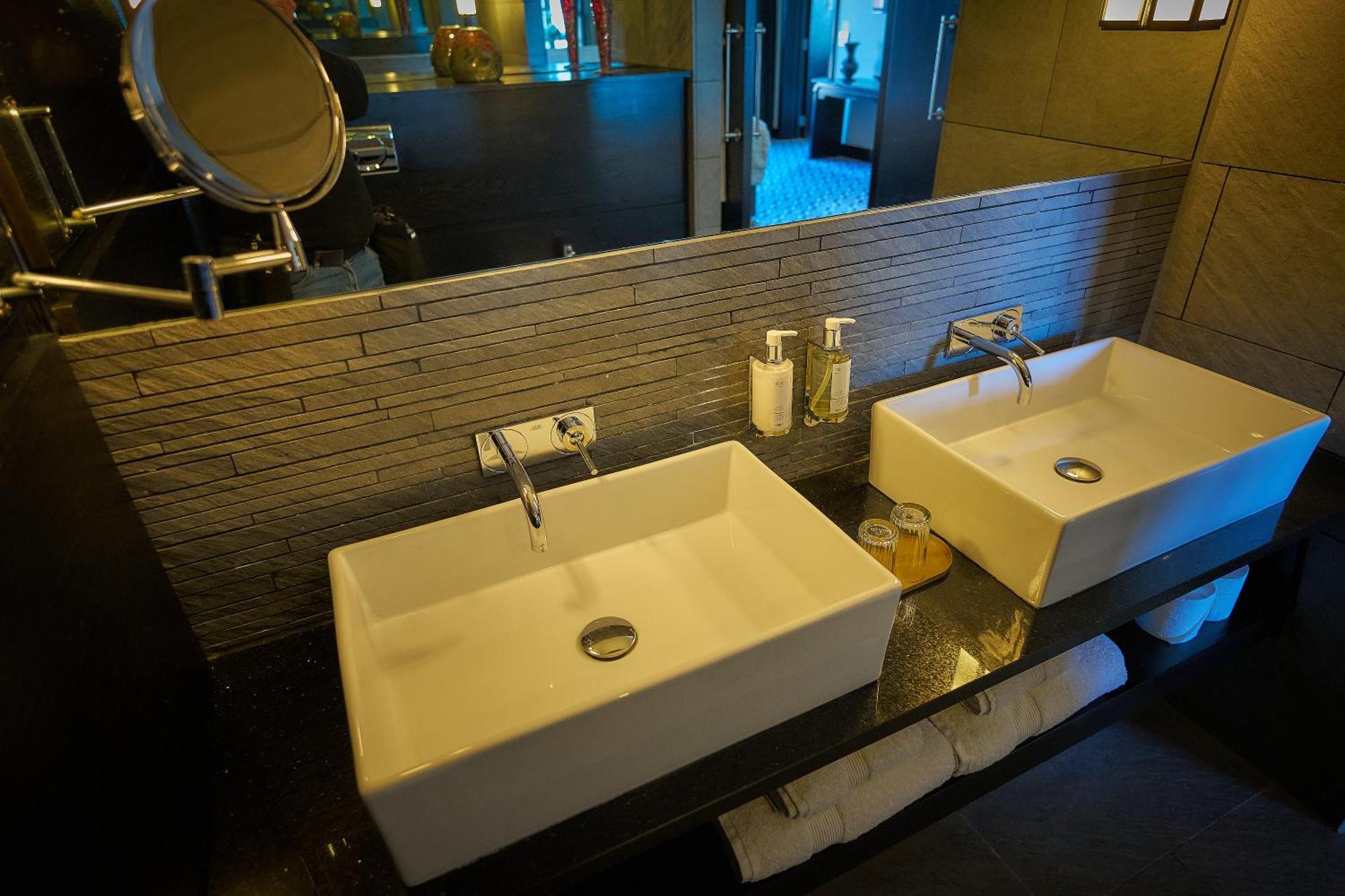 The Vincent Hotel Southport Ngoại thất bức ảnh
