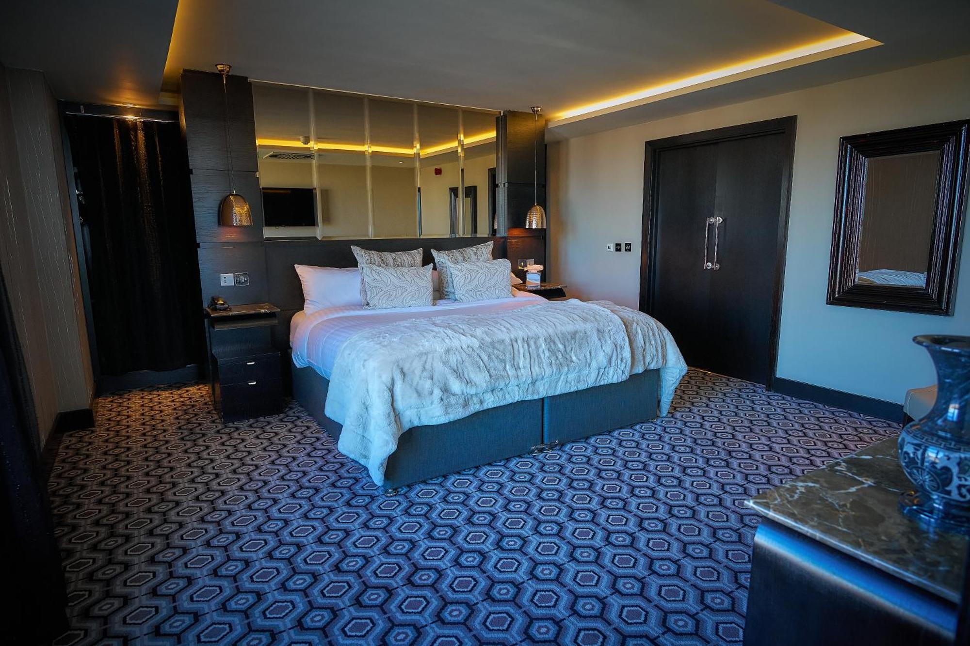 The Vincent Hotel Southport Ngoại thất bức ảnh
